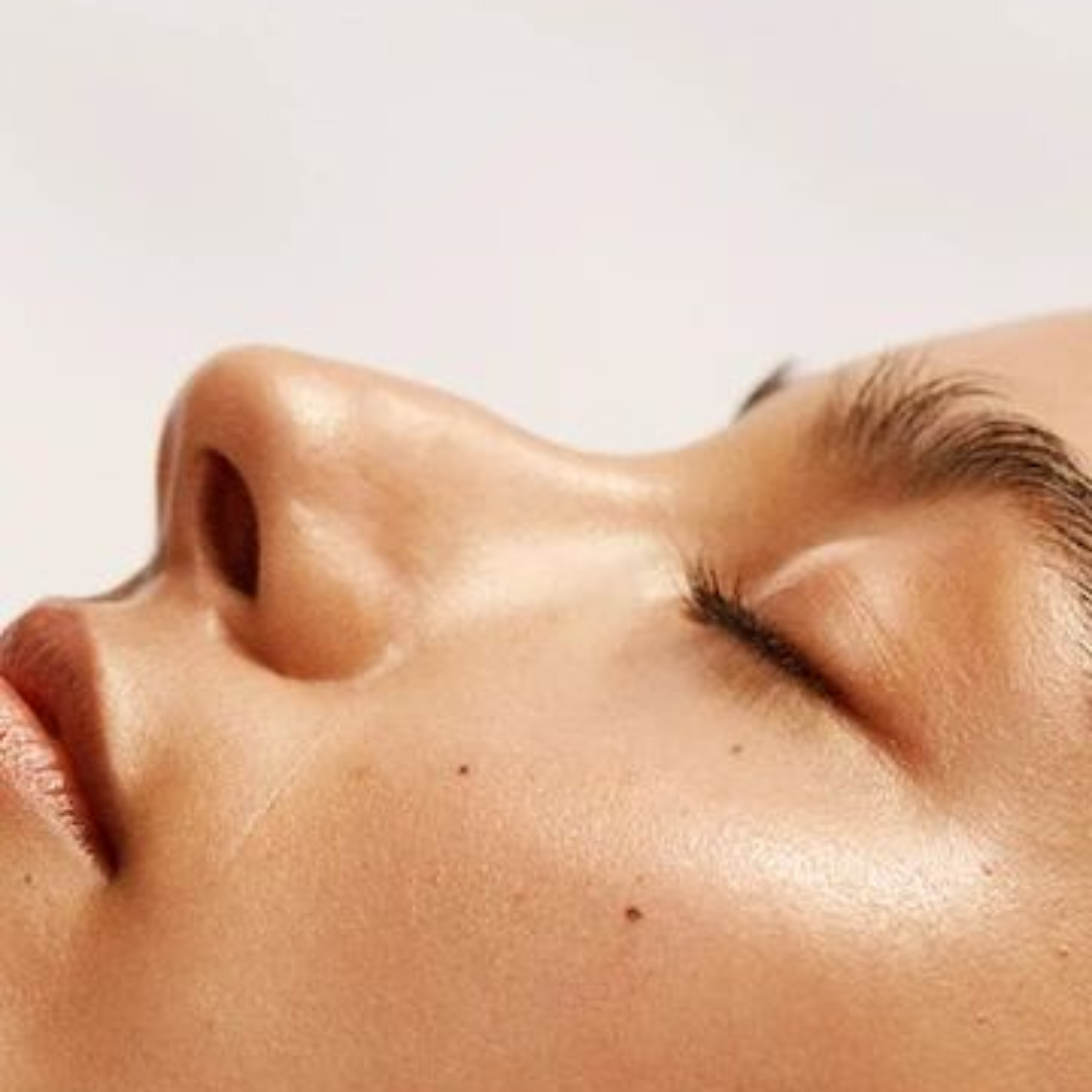 Ingredient Highlight: What Are Retinoids? A Guide to Retinol and Phyto-Retinols