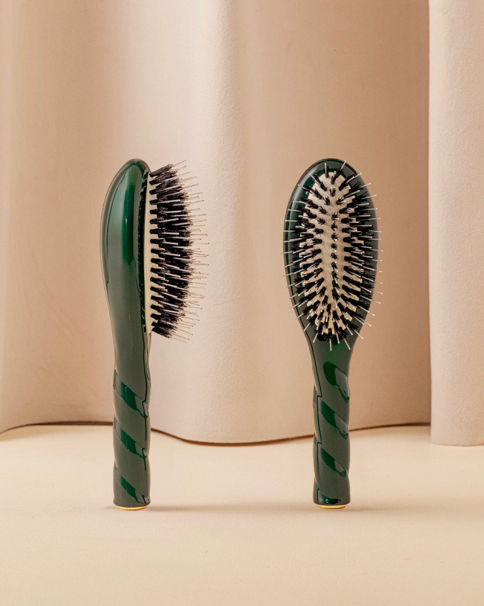 N.02 The Care &amp; Detangling Hair Brush The Essential (Small)