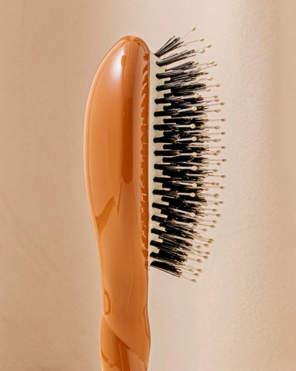 N.03 The Gentle Scalp Care Hair Brush (Small)